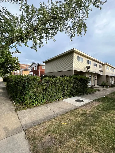 4843 Elm St #A Photo 1 4843 Elm St #A Photo 1