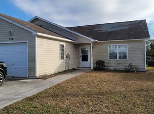 120 Charlton Rd, Hubert, NC 28539