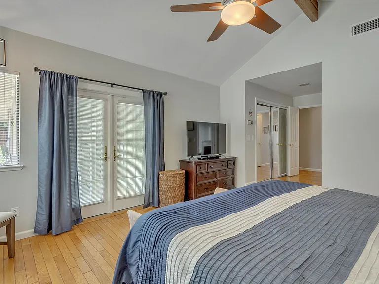 1856 Ridgeview Dr — Photo 20