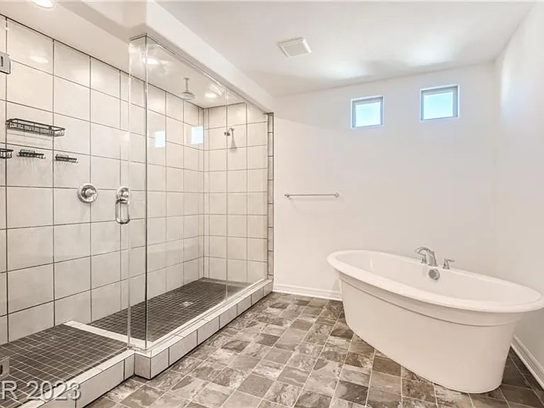 7037 Sunland Ave — Photo 8