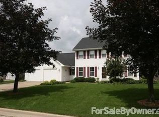 3936 W Saint Croix Cir, Green Bay, WI 54301