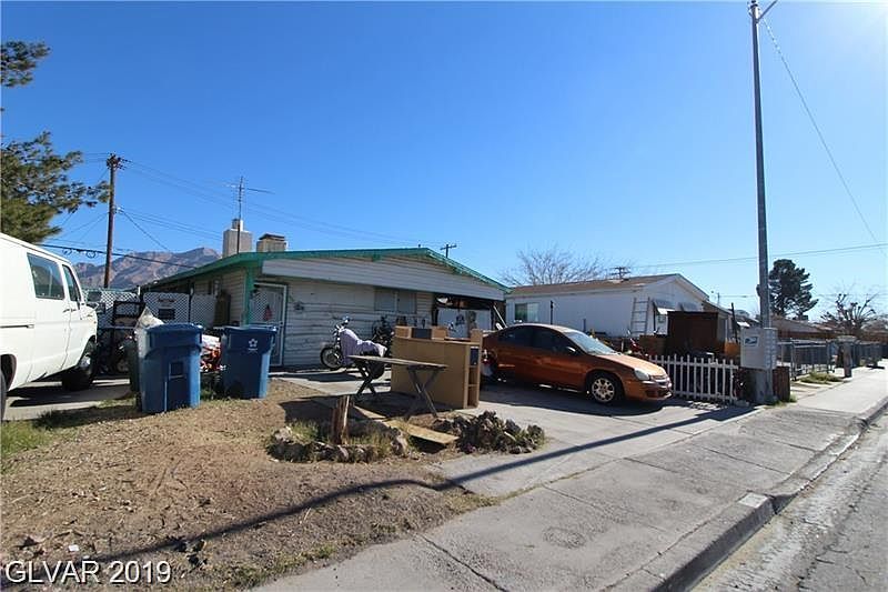 1st image of 2040 Toiyabe St