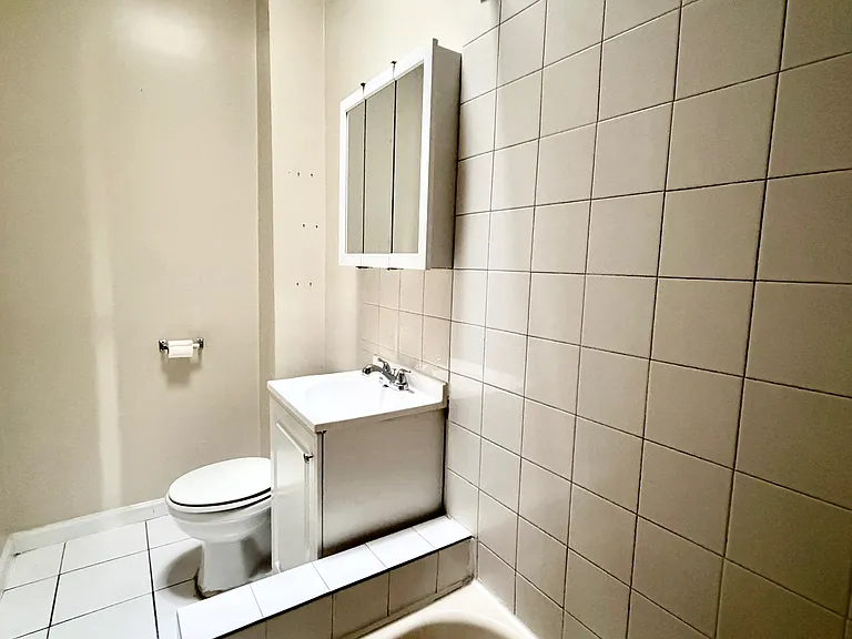 1711 Gwynns Falls Pkwy #3 — Photo 8