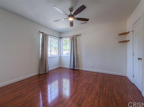 5th image of 6254 Radford Ave