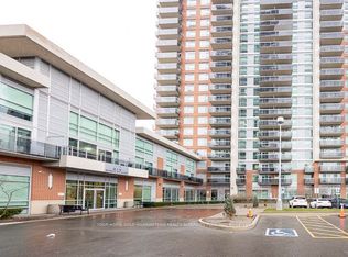 215 Queen St E #407, Brampton, ON L6W 0A9