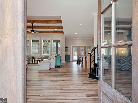 5th image of 483 High Bluff Ct