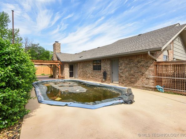 164 E 57th Pl, Tulsa, OK 74105