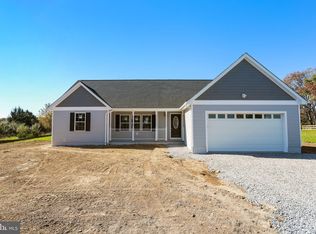 881 Huttle Rd, Middletown, VA 22645