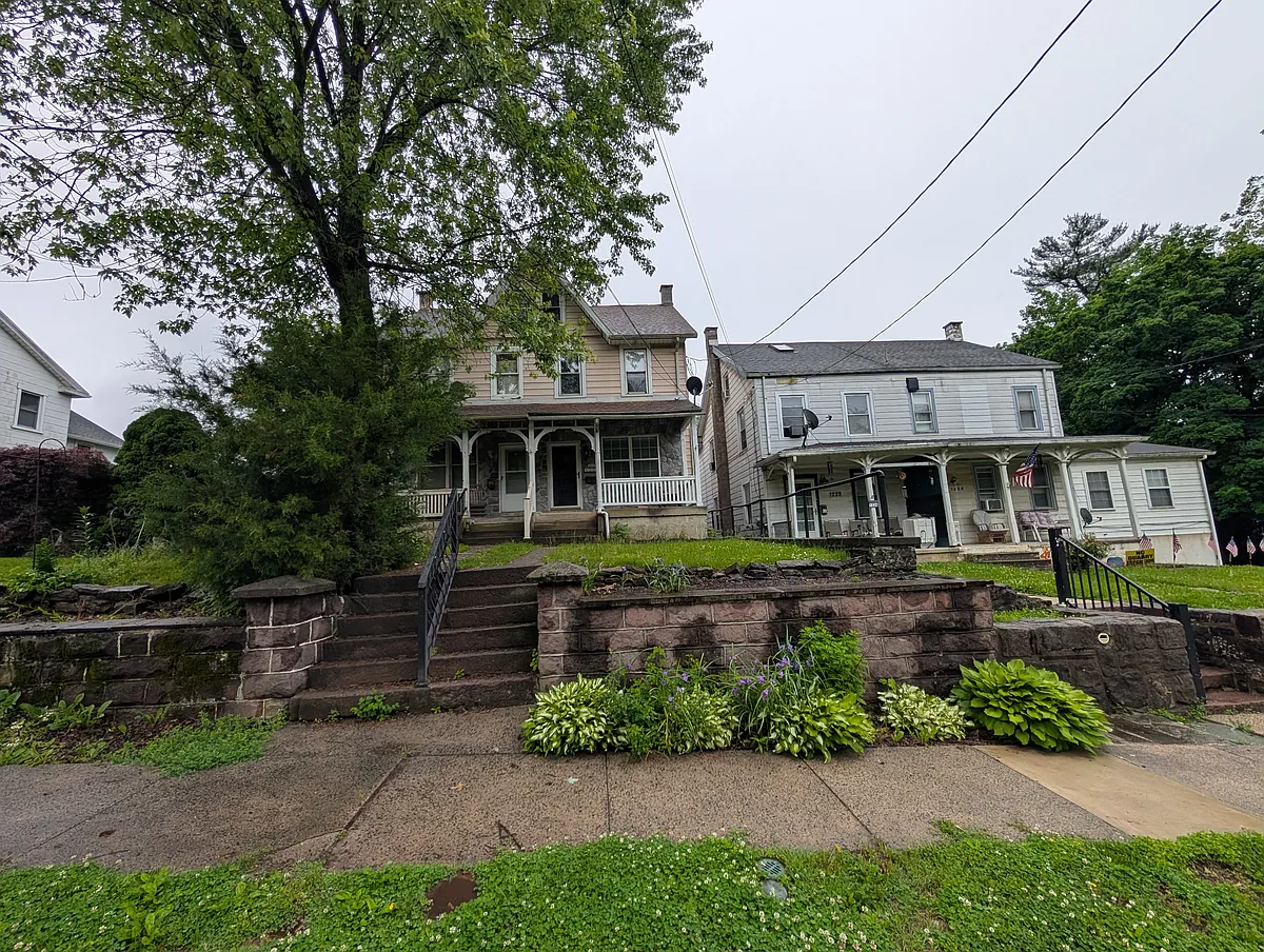 Building Photo - 1226 Haycreek Rd