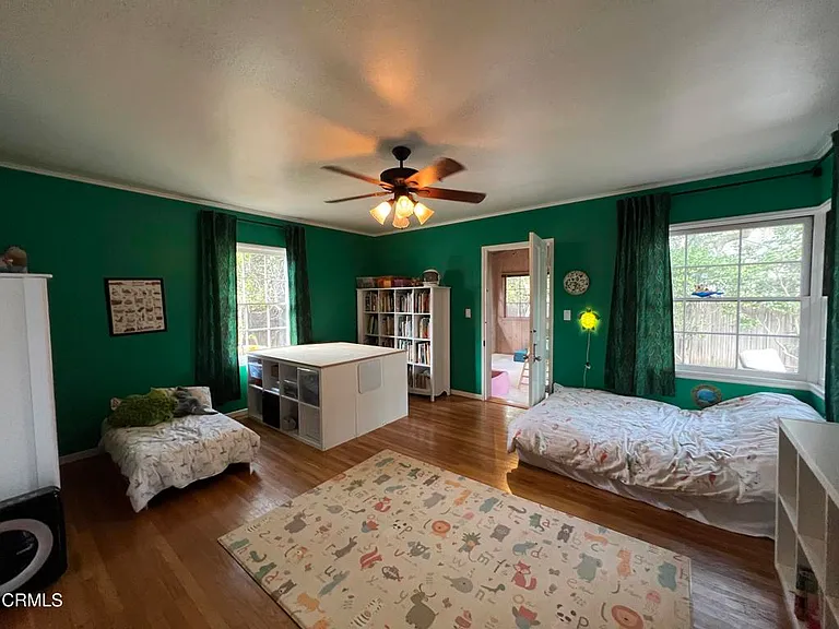 1915 Edgewood Dr — Photo 15