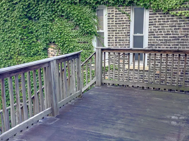 1532 W Thomas St #2F — Photo 7