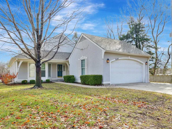 9105 E Peppertree Cir, Wichita, KS 67226