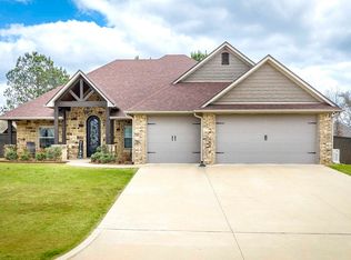 213 Saddle Brook Cir, Hallsville, TX 75650