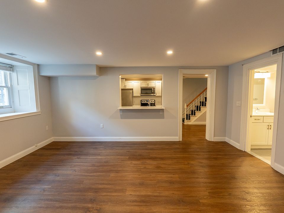 1st image of 25 2nd St #1A