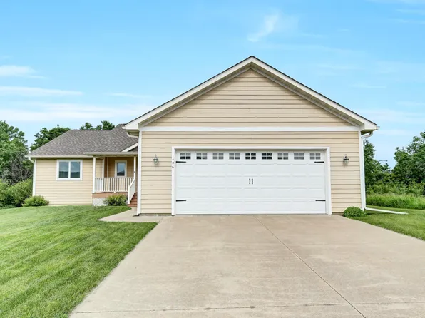 1426 Woodland Way, Lake City, MN 55041