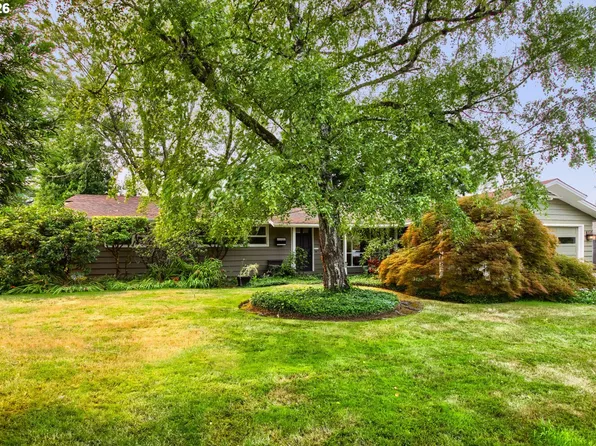 11925 SW Faircrest St, Portland, OR 97225