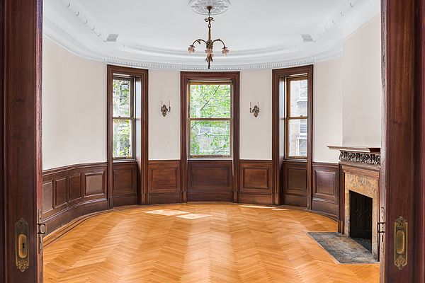 105 Eighth Avenue #1 in Park Slope, Brooklyn | StreetEasy