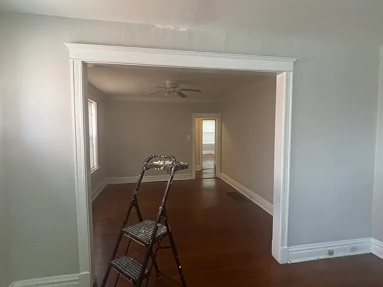6025-6025A Etzel Ave #6025 — Photo 9