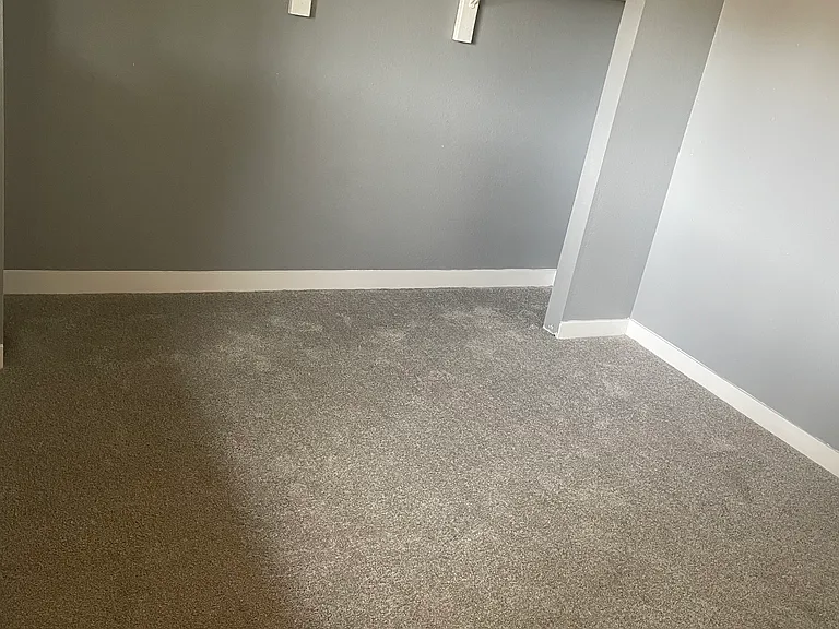 303 NW Cary St #303 — Photo 14