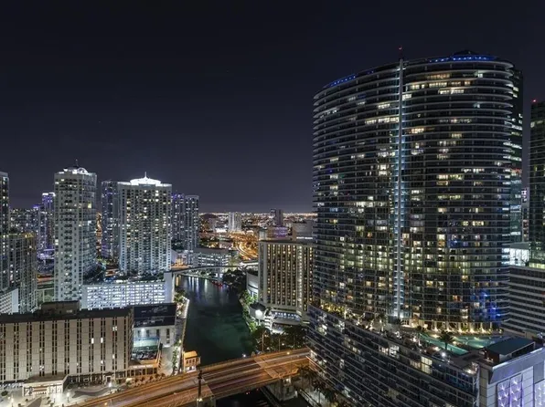 465 Brickell Ave APT 2706, Miami, FL 33131