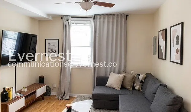 3240 N Clark St #3M — Photo 2