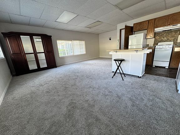 4th image of 16724 20th Ave W #1