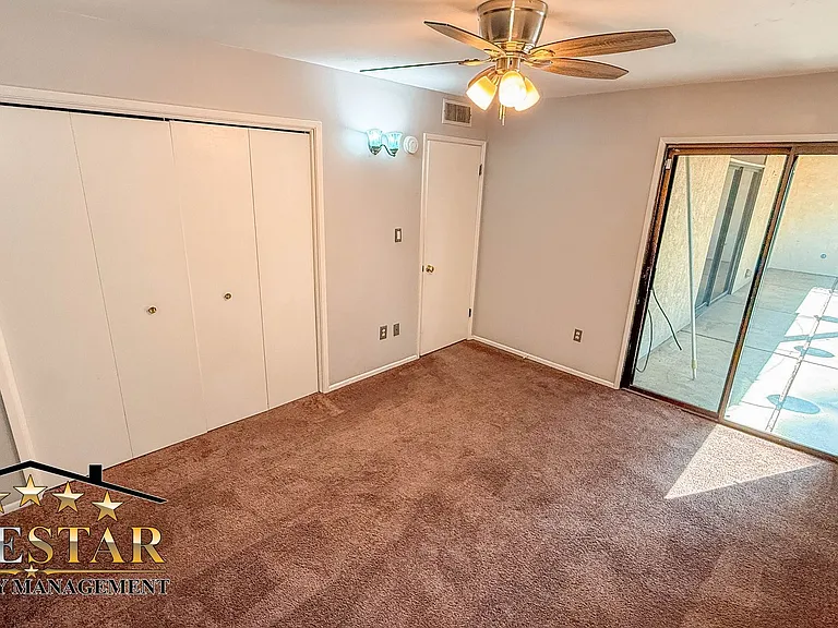 2246 Hasti Acres Dr — Photo 28