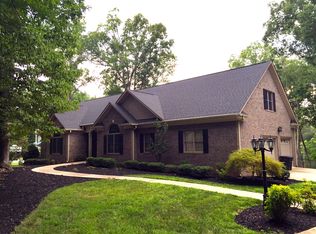 2520 Mountain Folk Ln, Waxhaw, NC 28173