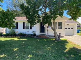 939 Bellevue Dr, Willoughby, OH 44094