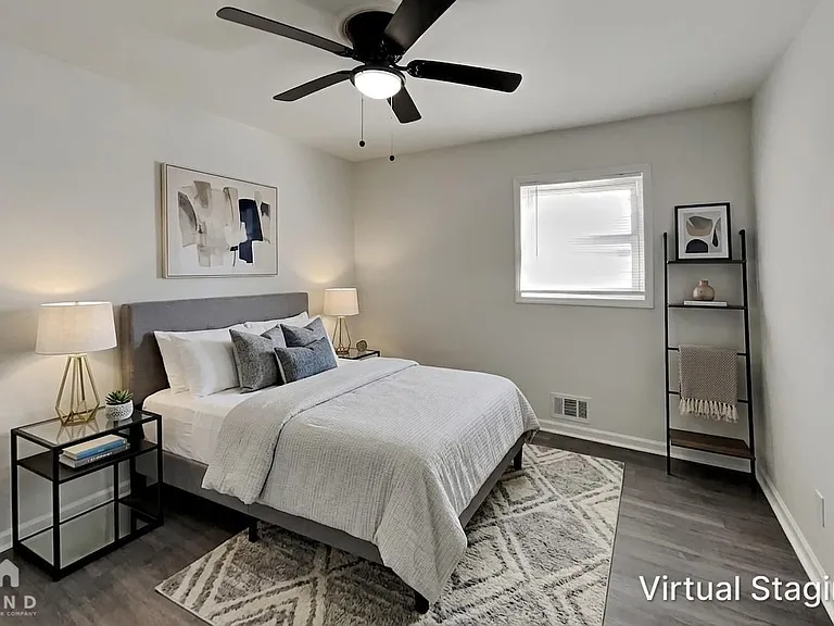 1429 Vesta Ave #B — Photo 3