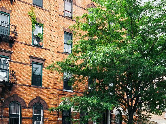 3rd image of 14 Irving Ave