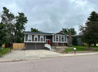 6555 Dublin Cir, Colorado Springs, CO 80918
