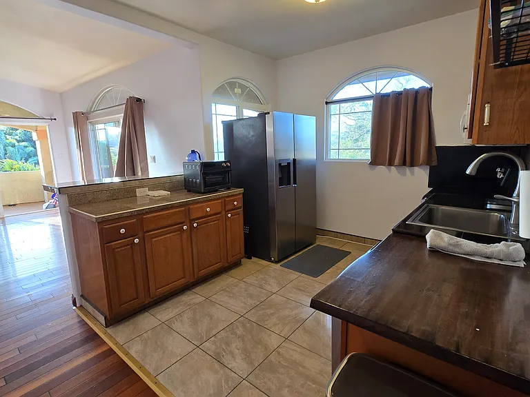 5 Waikalani Hema Pl #2L — Photo 3