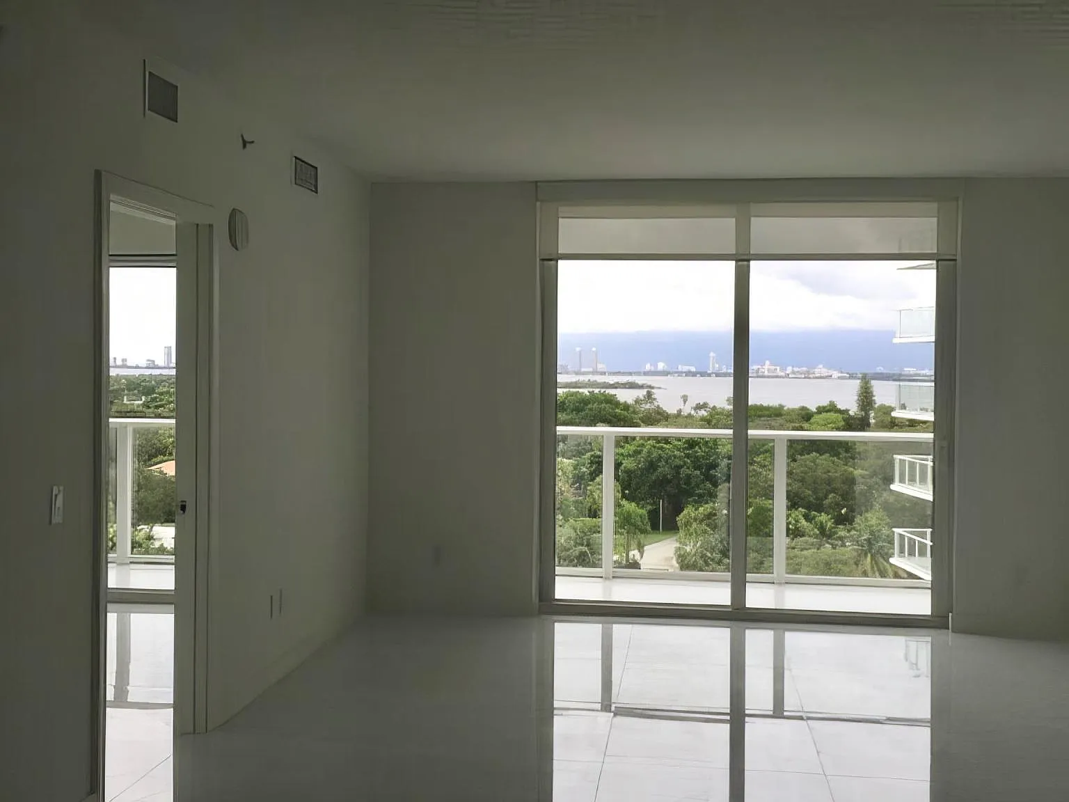 1 bed, 730 sqft, $3,000 — Photo 2