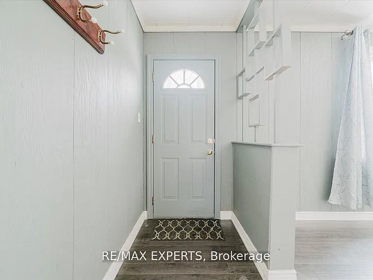 5323 Lawrence Ave E — Photo 5