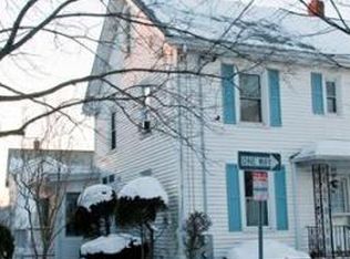 126 Holworthy St, Cambridge, MA 02138