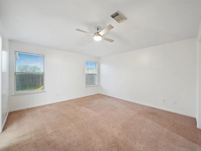 5503 Jefferson St — Photo 18