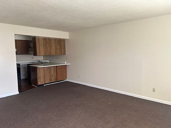 5th image of 253 Keystone Dr #11642600