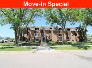 1116 2nd St SE APT 10, Willmar, MN 56201