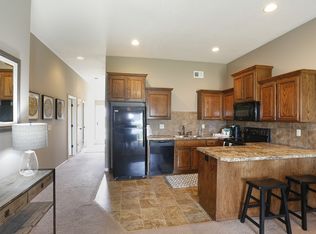 261 SW Tennessee Dr, Blue Springs, MO 64014