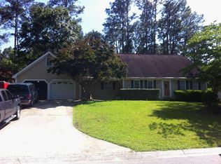 102 Beaver Cove Dr, Warner Robins, GA