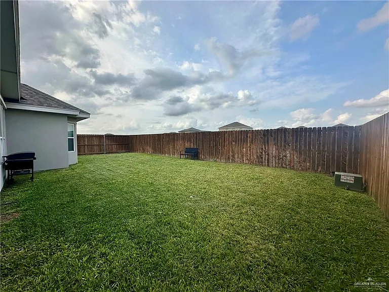 14138 Wichita Falls Ln — Photo 11