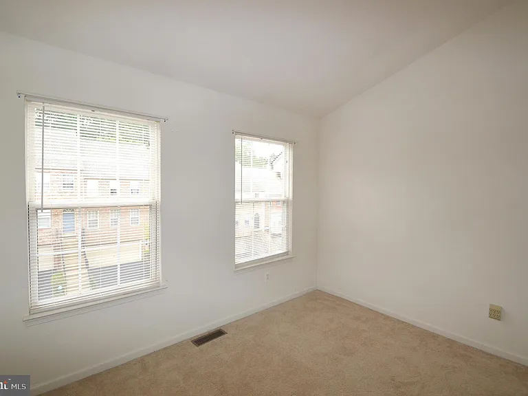 4209 Trumbo Ct — Photo 22