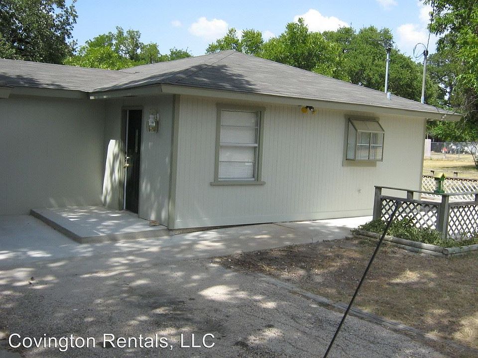 1st image of 809A W Avenue D