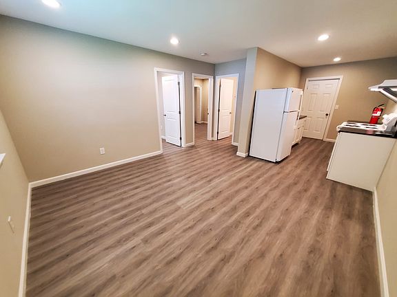 2nd image of 205 Stone St NW #2