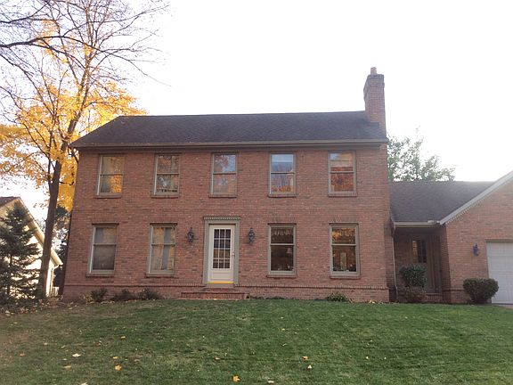 2nd image of 2716 Westwinde St NW