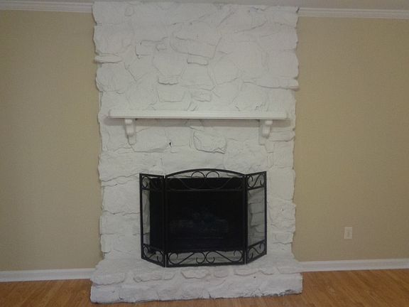5th image of 3044 Barrycrest Dr