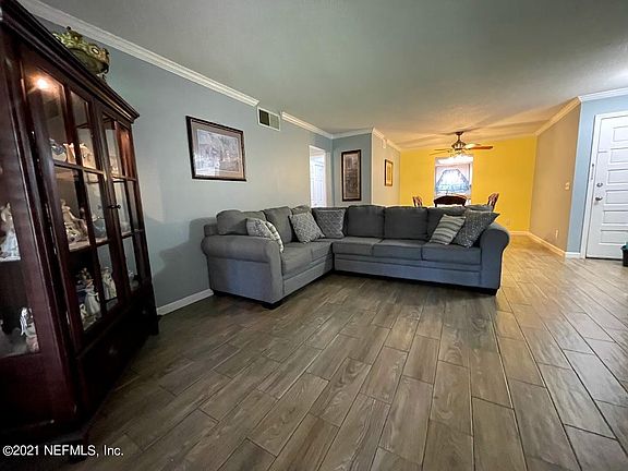 5th image of 3924 Mission Dr Unit 7