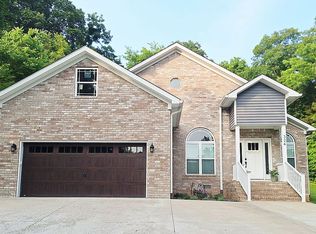 324 Mae Ola Dr, Bowling Green, KY 42101