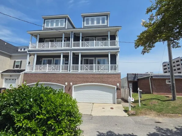 304 26 1/2 St #A, Virginia Beach, VA 23451